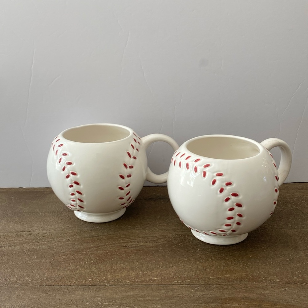Teleflora Gifts Set of 2 Baseball Coffee‎ Mugs